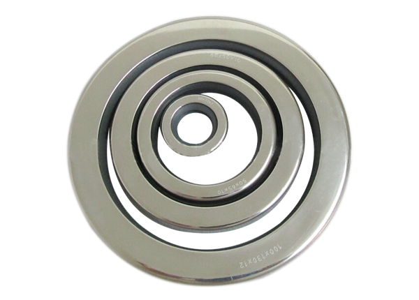 聚四氟乙烯生成的油封有什么特點(diǎn)呢？